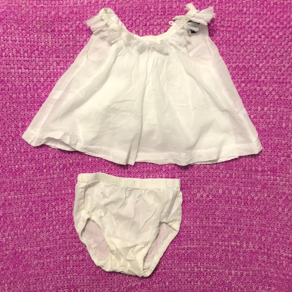 Baby gap white sun dress 6-12 m